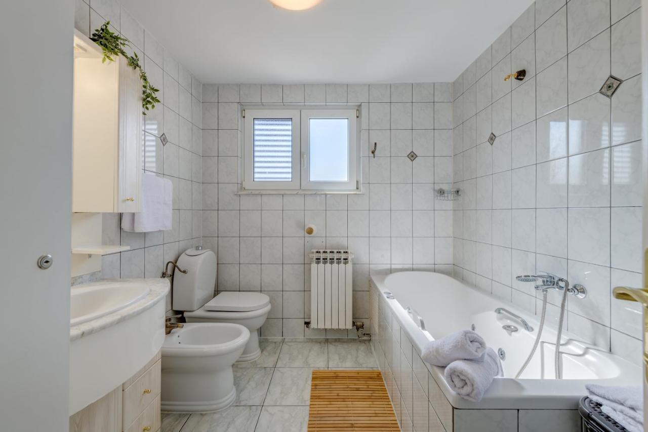 Apartman Opera Split Luaran gambar